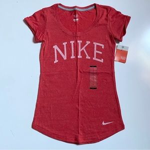 NWT Nike Women’s Size Small Shirt Top New